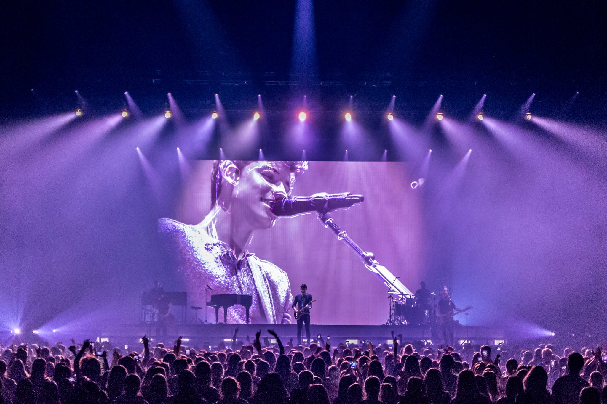 Green Hippo And Okulus 3d Visuals Illuminate Shawn Mendes World Tour